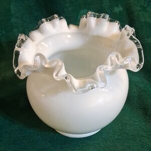 Vtg Fenton "Silver Crest" Milk Glass Ruffled Rose Bowl (Flawed)